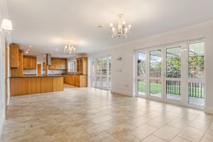 Photo 30- click for photo gallery